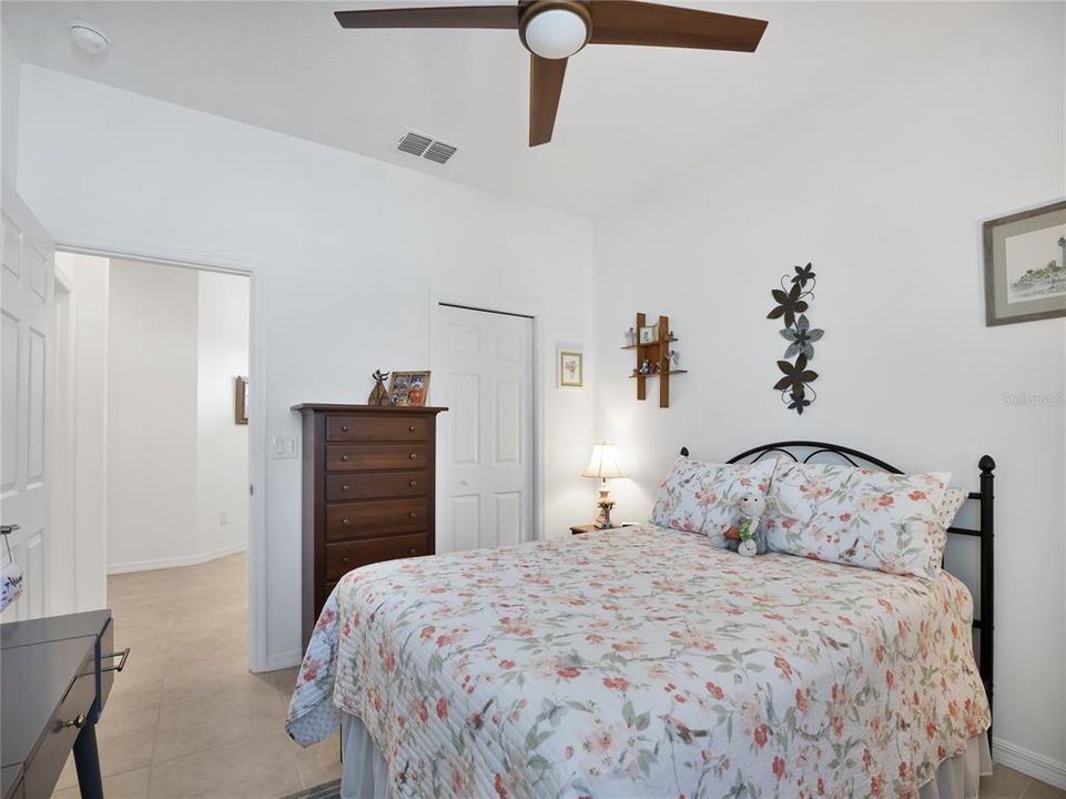 For Sale: $216,612 (2 beds, 2 baths, 1226 Square Feet)