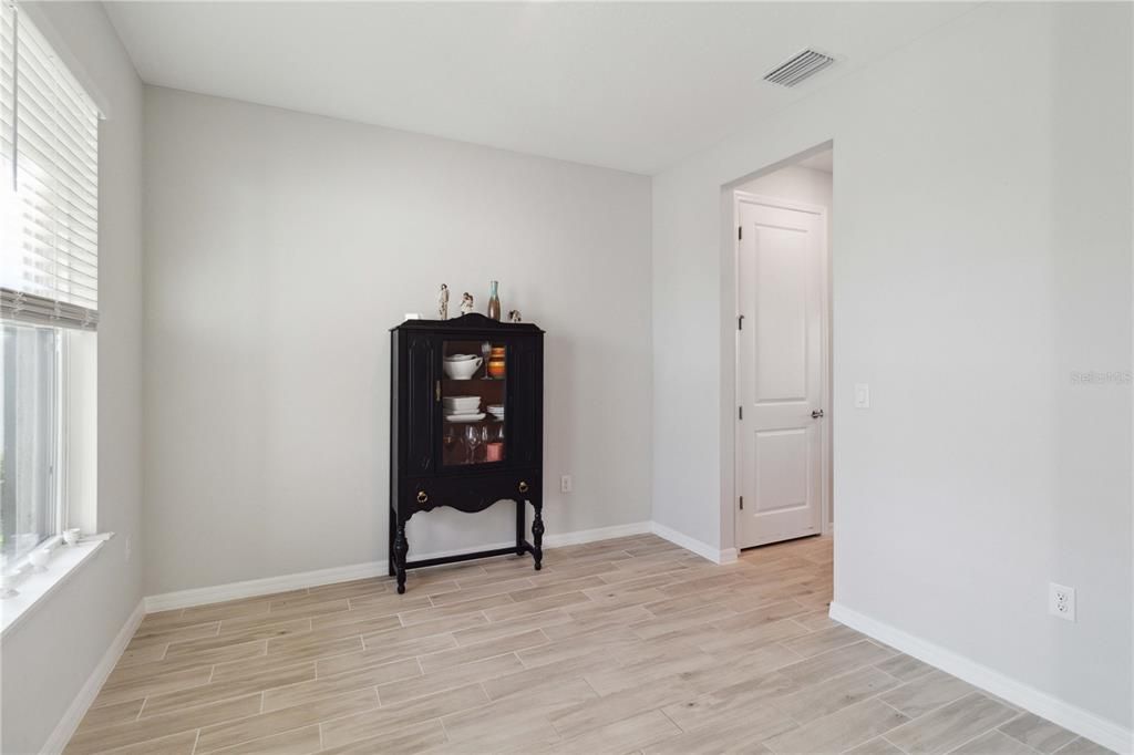 For Sale: $695,000 (4 beds, 3 baths, 2624 Square Feet)