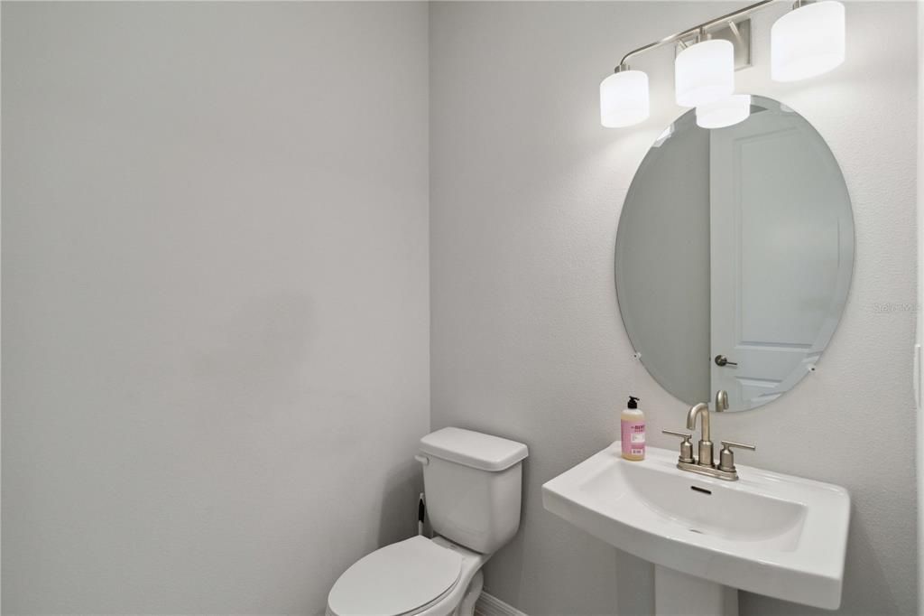 For Sale: $695,000 (4 beds, 3 baths, 2624 Square Feet)