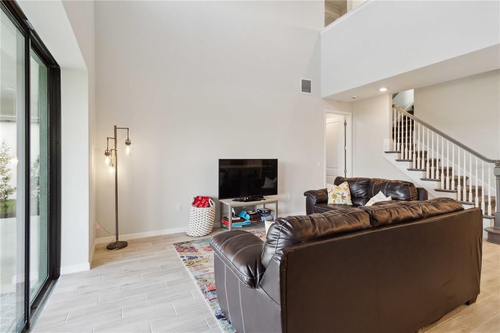 For Sale: $695,000 (4 beds, 3 baths, 2624 Square Feet)