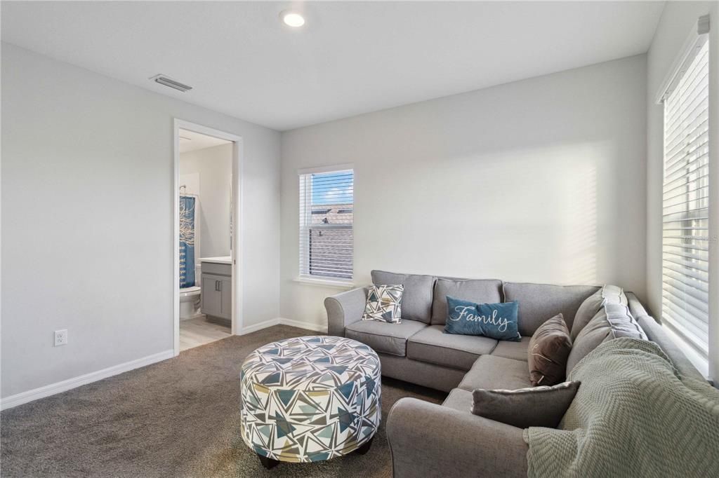 For Sale: $695,000 (4 beds, 3 baths, 2624 Square Feet)