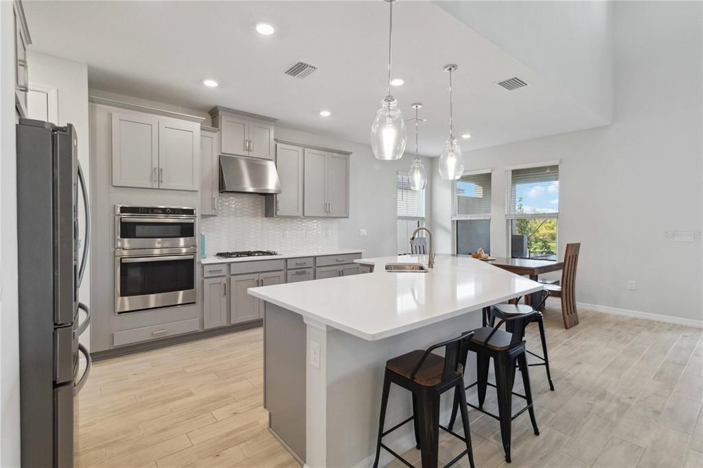 For Sale: $695,000 (4 beds, 3 baths, 2624 Square Feet)