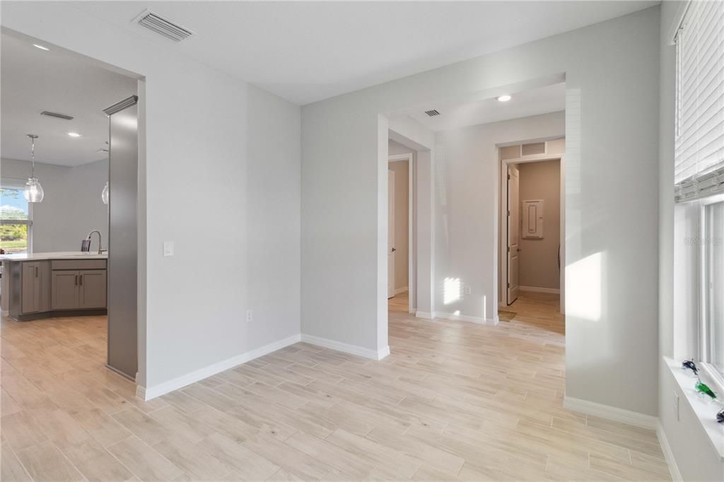 For Sale: $695,000 (4 beds, 3 baths, 2624 Square Feet)