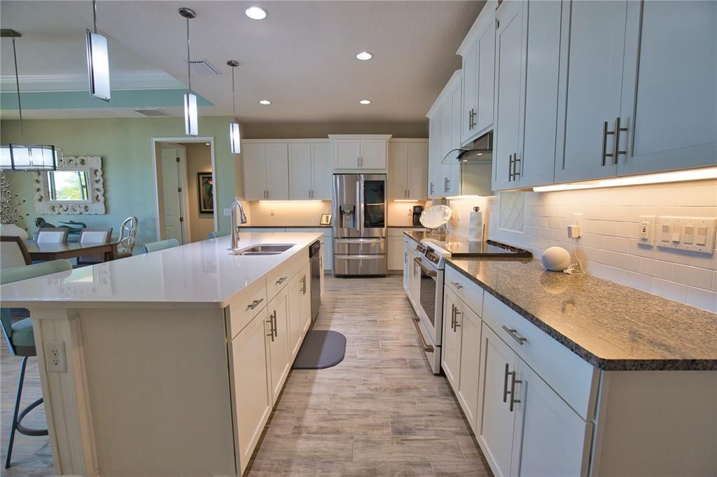 待售: $649,900 (3 贝兹, 3 浴室, 2294 平方英尺)