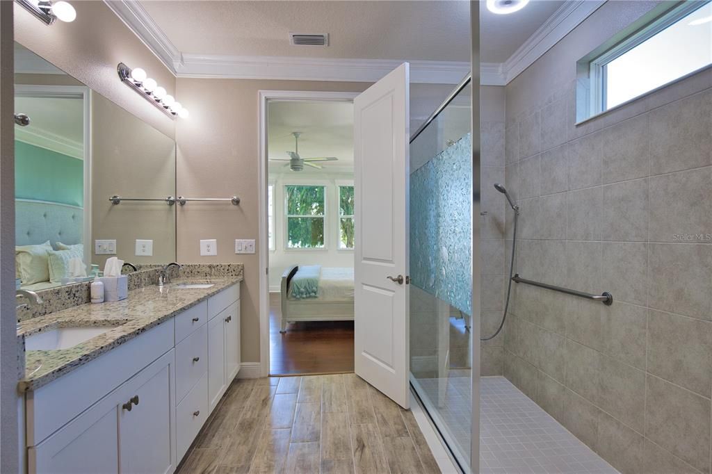 待售: $649,900 (3 贝兹, 3 浴室, 2294 平方英尺)