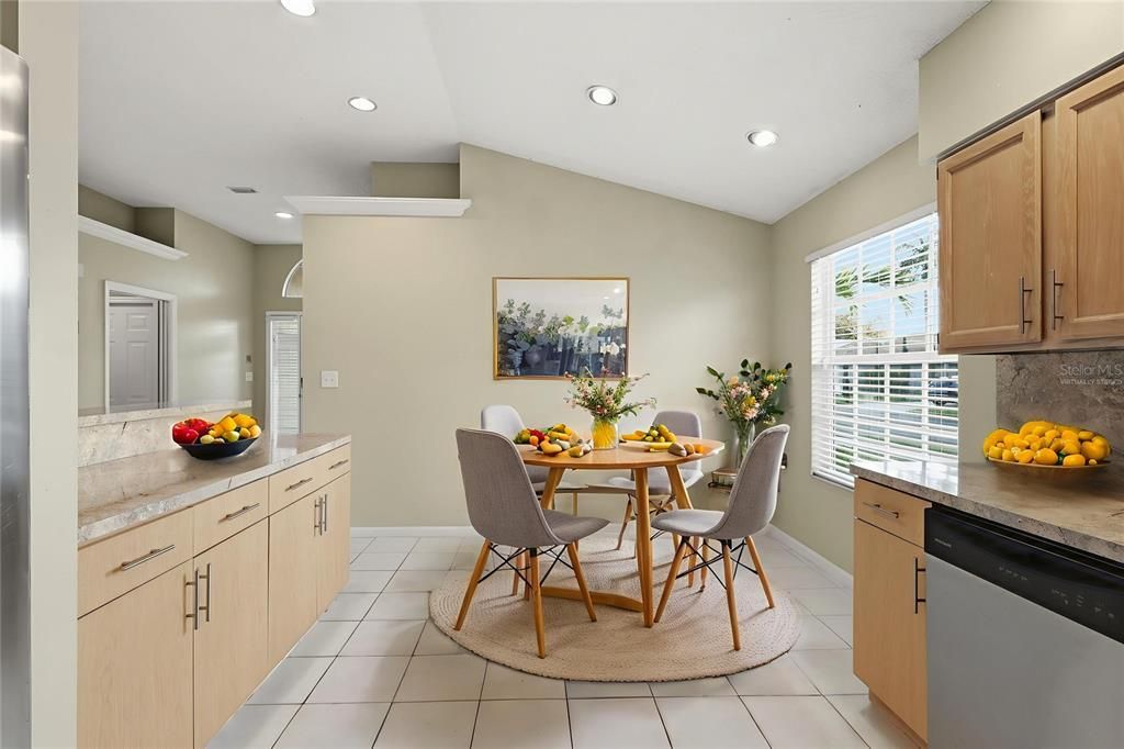 На продажу: $499,000 (4 спален, 3 ванн, 1797 Квадратных фут)