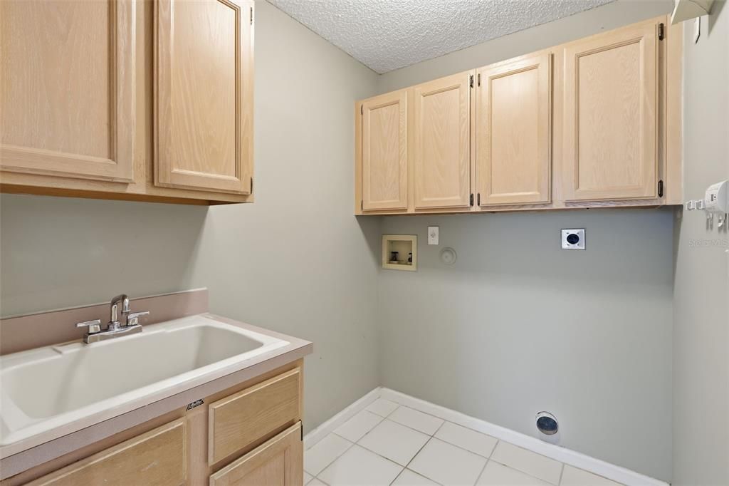 На продажу: $499,000 (4 спален, 3 ванн, 1797 Квадратных фут)