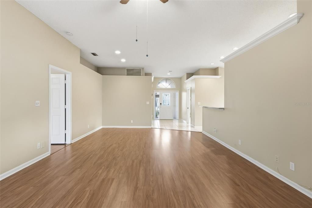 На продажу: $499,000 (4 спален, 3 ванн, 1797 Квадратных фут)