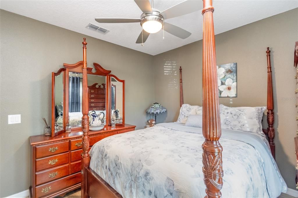 For Sale: $420,000 (4 beds, 2 baths, 1820 Square Feet)