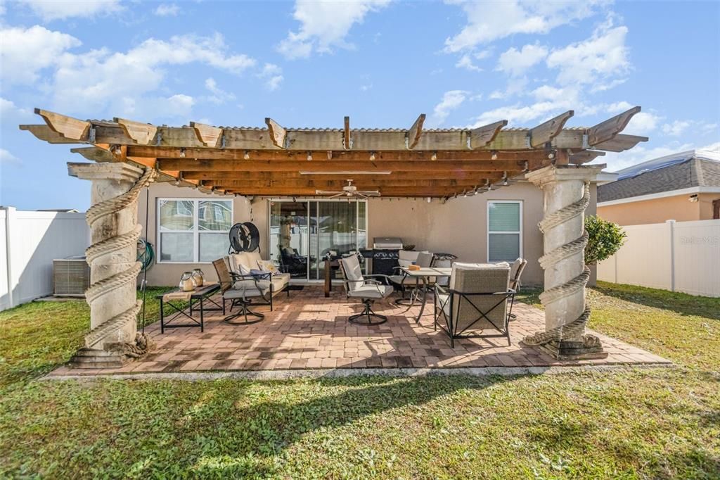 For Sale: $420,000 (4 beds, 2 baths, 1820 Square Feet)