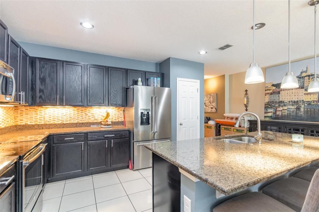 For Sale: $420,000 (4 beds, 2 baths, 1820 Square Feet)