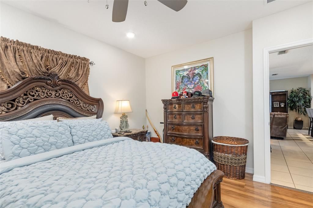 For Sale: $420,000 (4 beds, 2 baths, 1820 Square Feet)