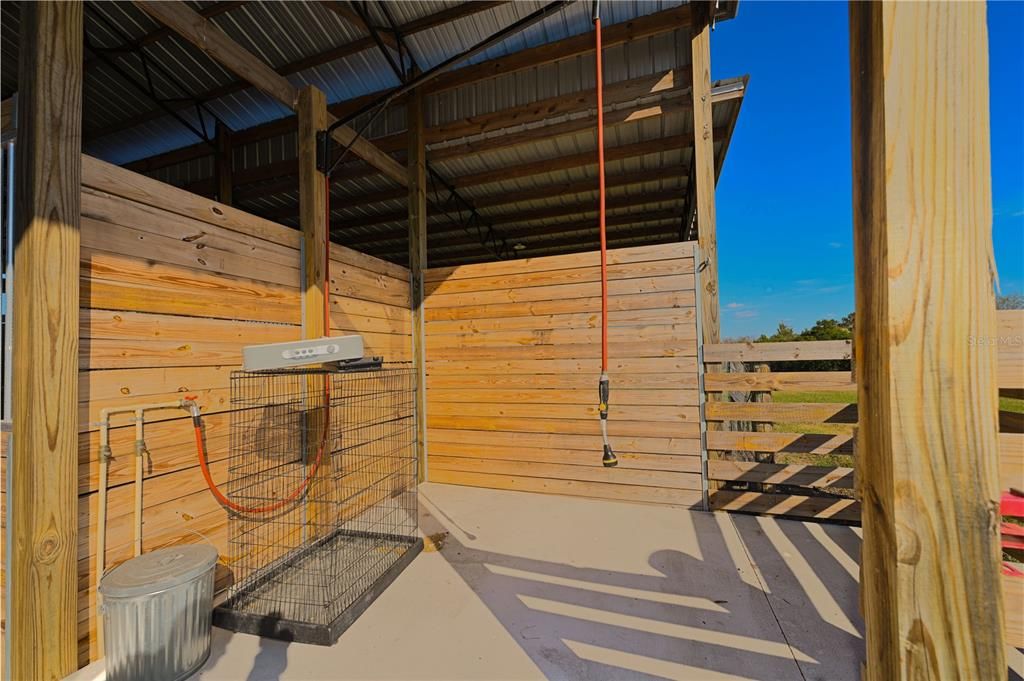 For Rent: $3,300 (3 beds, 2 baths, 960 Square Feet)