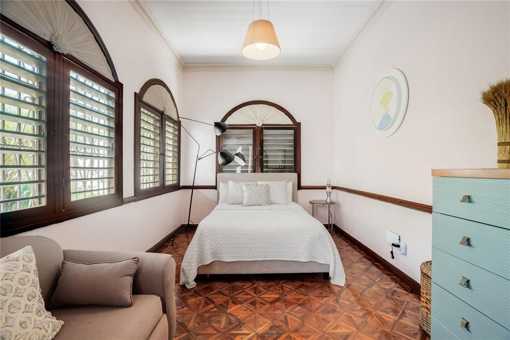 待售: $5,150,000 (5 贝兹, 3 浴室, 4006 平方英尺)