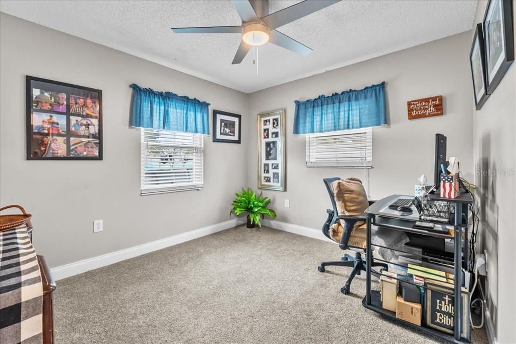 For Sale: $310,000 (3 beds, 2 baths, 1328 Square Feet)