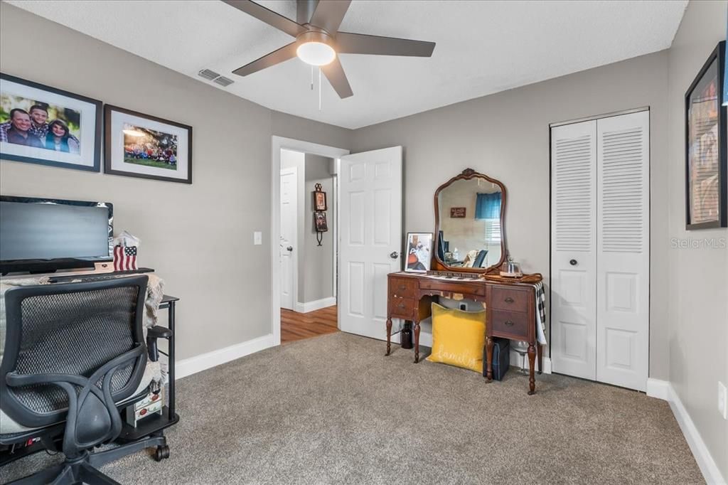 For Sale: $310,000 (3 beds, 2 baths, 1328 Square Feet)