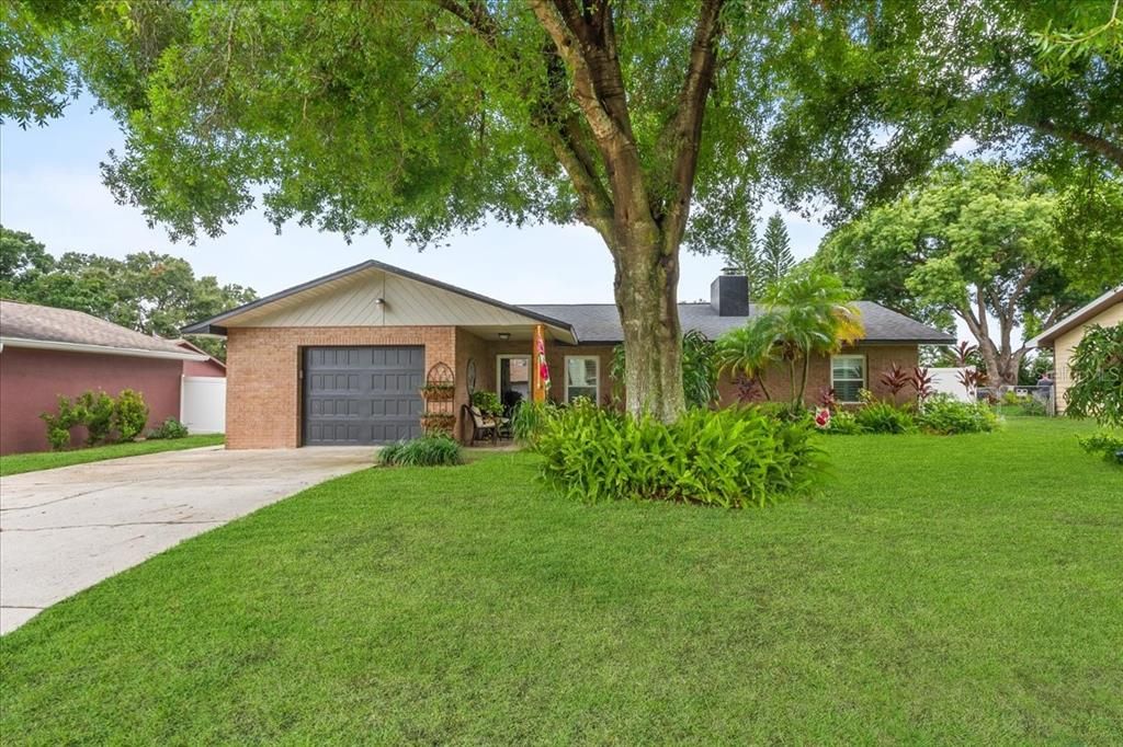 For Sale: $310,000 (3 beds, 2 baths, 1328 Square Feet)