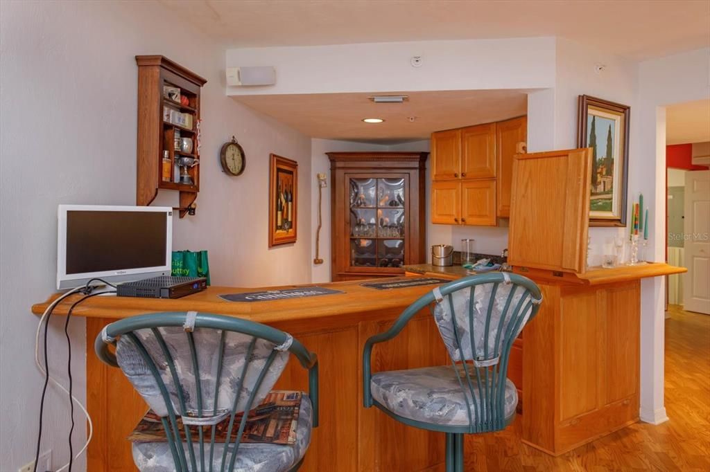 En Venta: $565,000 (3 camas, 3 baños, 2440 Pies cuadrados)