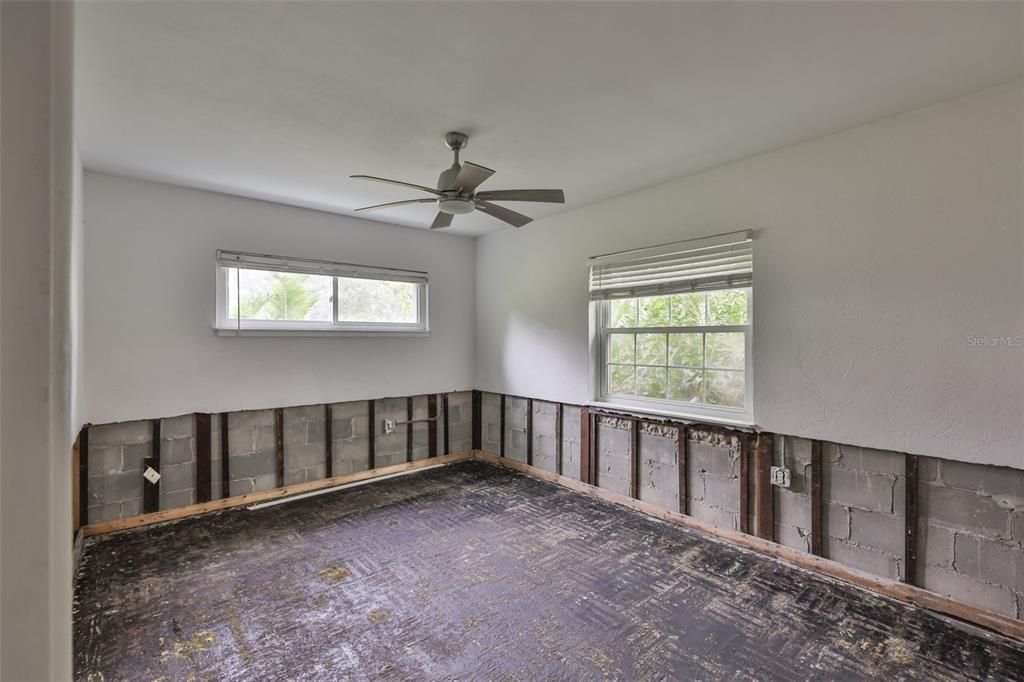 For Sale: $700,000 (3 beds, 2 baths, 2125 Square Feet)