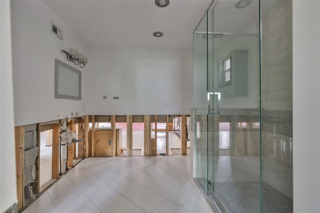 For Sale: $700,000 (3 beds, 2 baths, 2125 Square Feet)