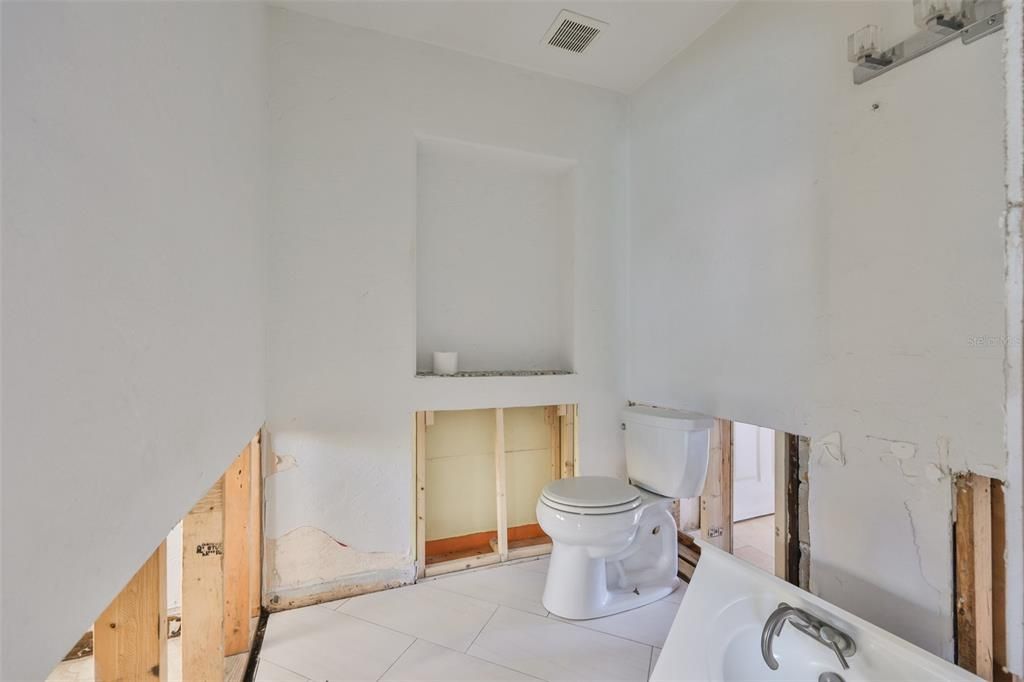 For Sale: $700,000 (3 beds, 2 baths, 2125 Square Feet)