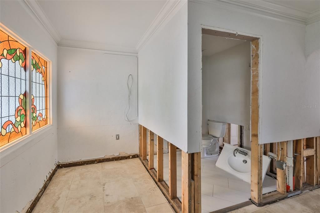 For Sale: $700,000 (3 beds, 2 baths, 2125 Square Feet)