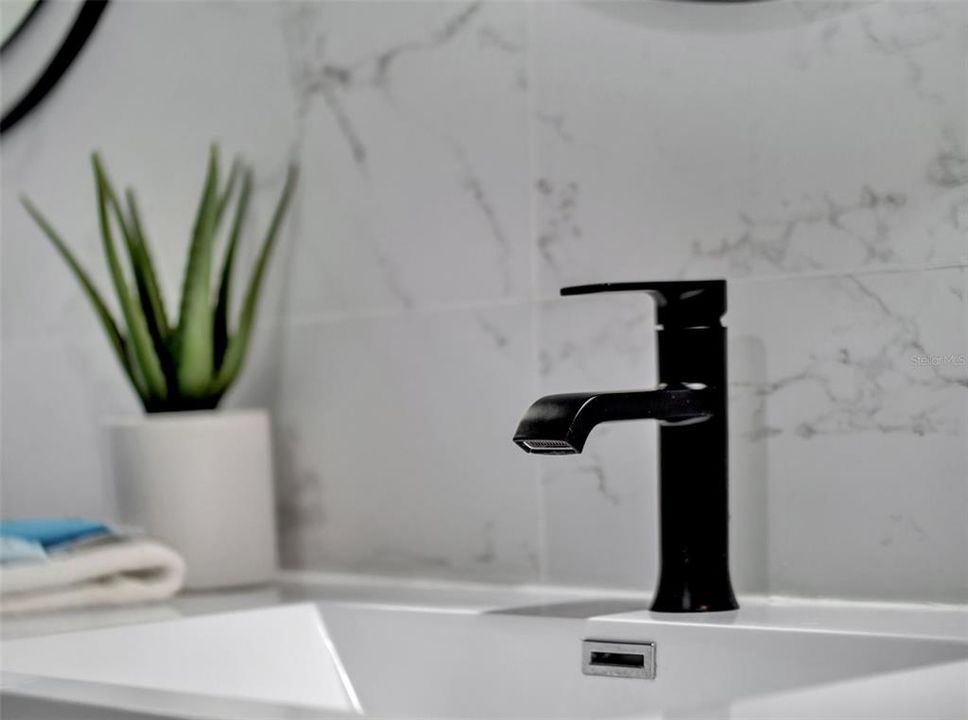 В аренду: $6,000 (2 спален, 2 ванн, 1644 Квадратных фут)