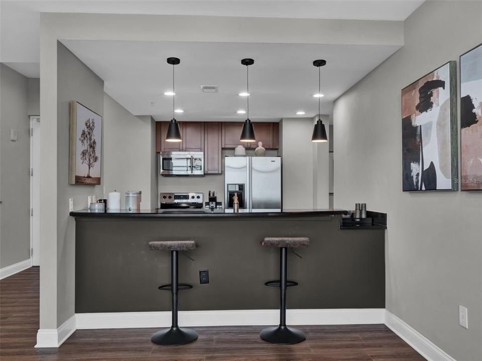 В аренду: $6,000 (2 спален, 2 ванн, 1644 Квадратных фут)