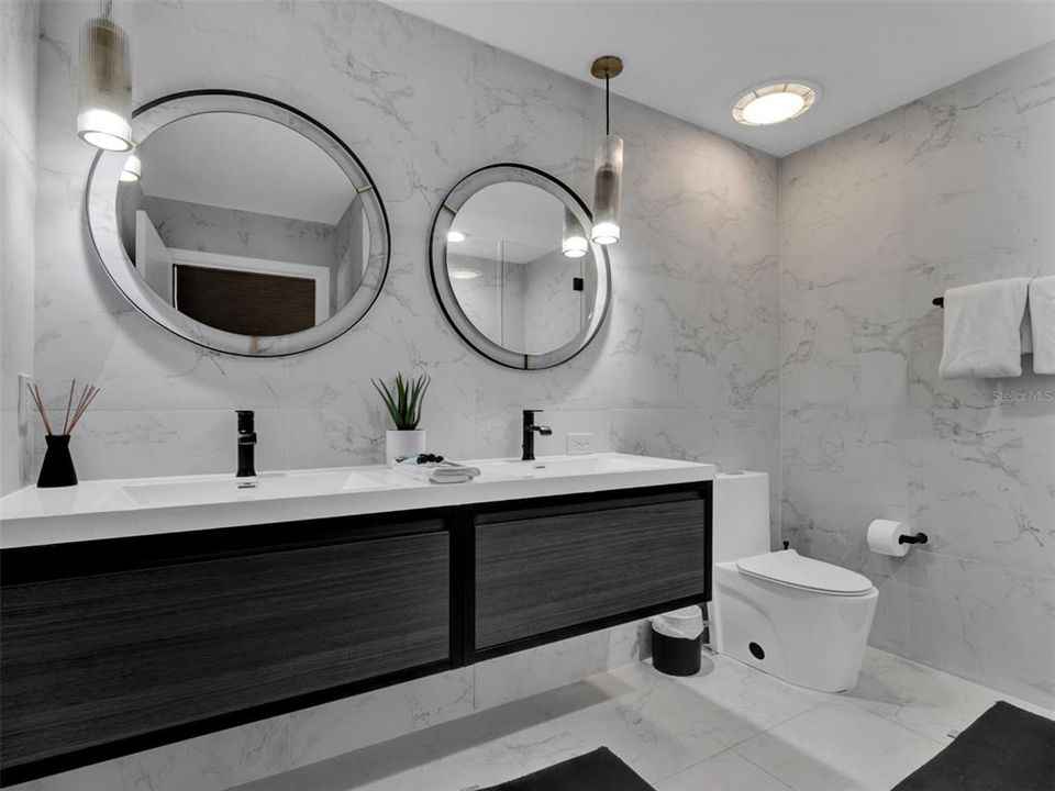 В аренду: $6,000 (2 спален, 2 ванн, 1644 Квадратных фут)