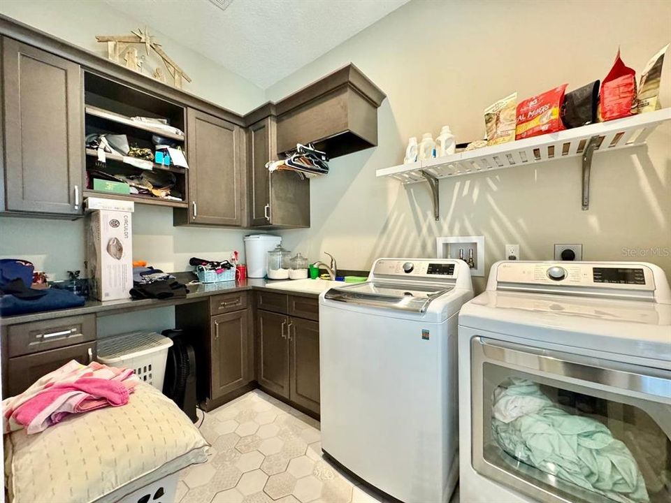 For Rent: $7,000 (4 beds, 3 baths, 3687 Square Feet)