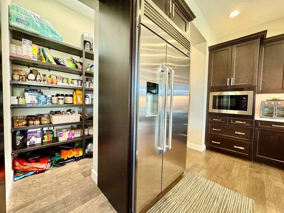 For Rent: $7,000 (4 beds, 3 baths, 3687 Square Feet)