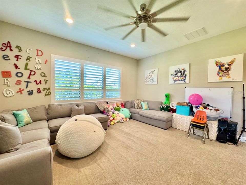 For Rent: $7,000 (4 beds, 3 baths, 3687 Square Feet)