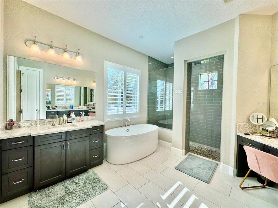 For Rent: $7,000 (4 beds, 3 baths, 3687 Square Feet)