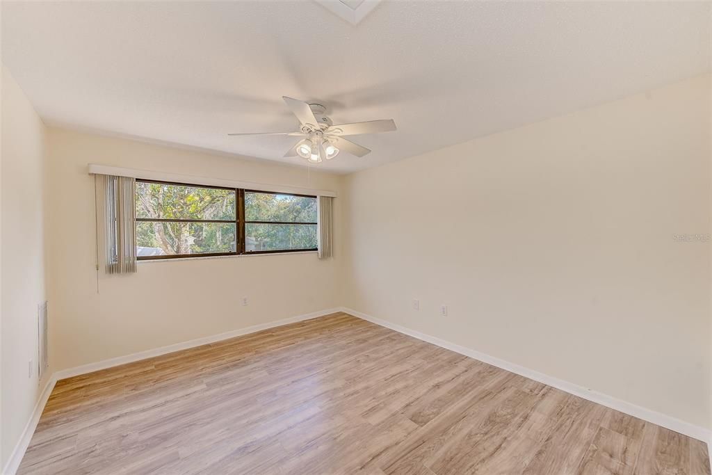 For Sale: $489,000 (3 beds, 2 baths, 2224 Square Feet)