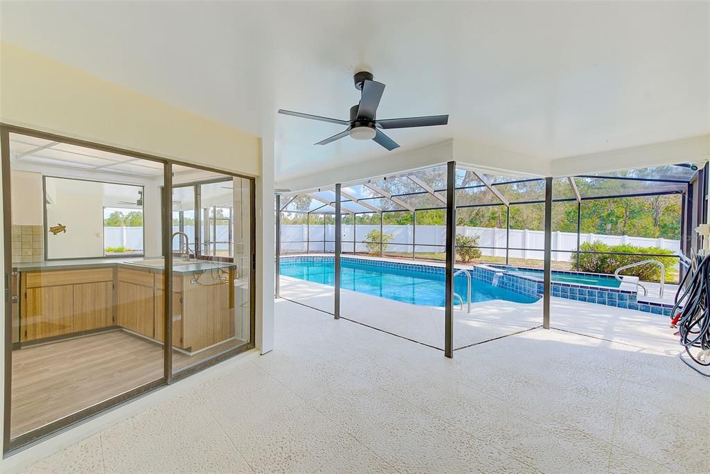 For Sale: $489,000 (3 beds, 2 baths, 2224 Square Feet)