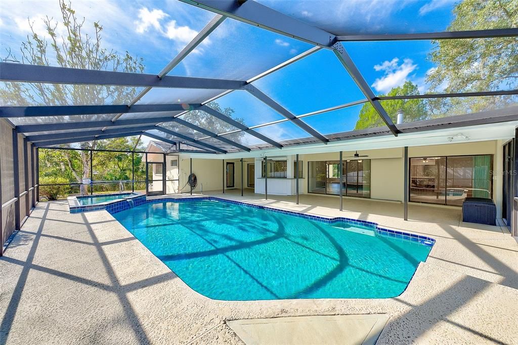 For Sale: $489,000 (3 beds, 2 baths, 2224 Square Feet)