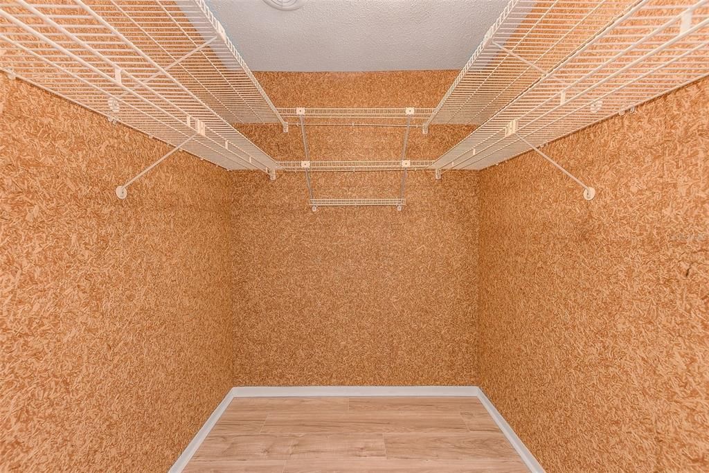 For Sale: $489,000 (3 beds, 2 baths, 2224 Square Feet)