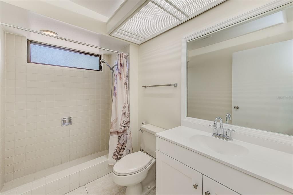 For Sale: $489,000 (3 beds, 2 baths, 2224 Square Feet)