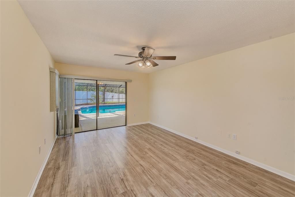 For Sale: $489,000 (3 beds, 2 baths, 2224 Square Feet)