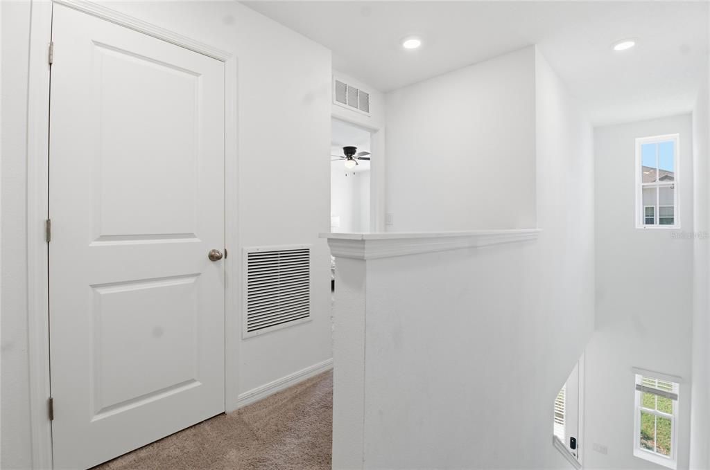 En Venta: $338,600 (3 camas, 2 baños, 1653 Pies cuadrados)