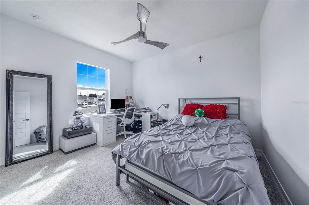 For Sale: $1,199,000 (5 beds, 5 baths, 3416 Square Feet)