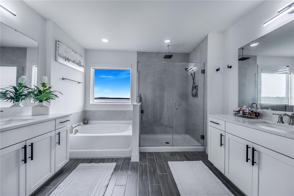 For Sale: $1,199,000 (5 beds, 5 baths, 3416 Square Feet)