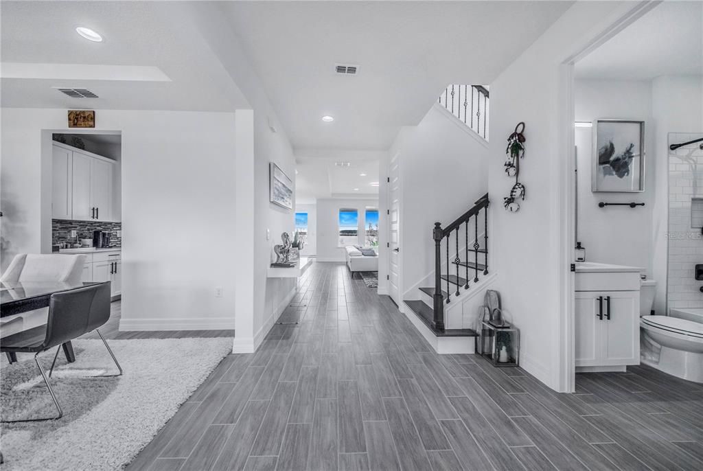 For Sale: $1,199,000 (5 beds, 5 baths, 3416 Square Feet)