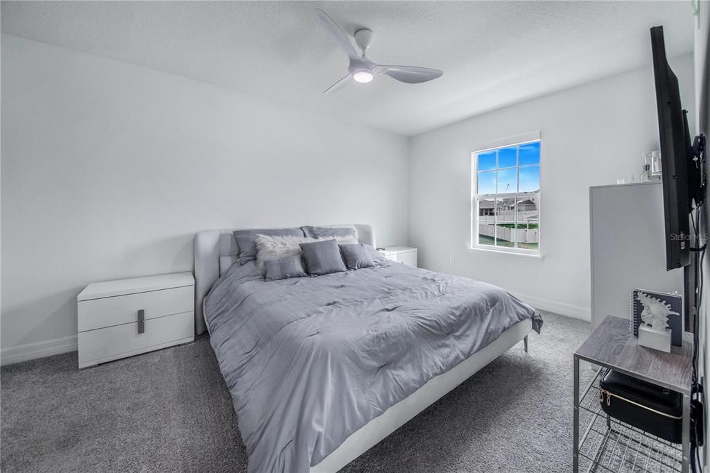 For Sale: $1,199,000 (5 beds, 5 baths, 3416 Square Feet)