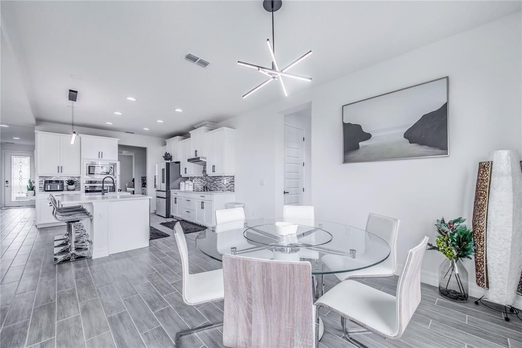 For Sale: $1,199,000 (5 beds, 5 baths, 3416 Square Feet)