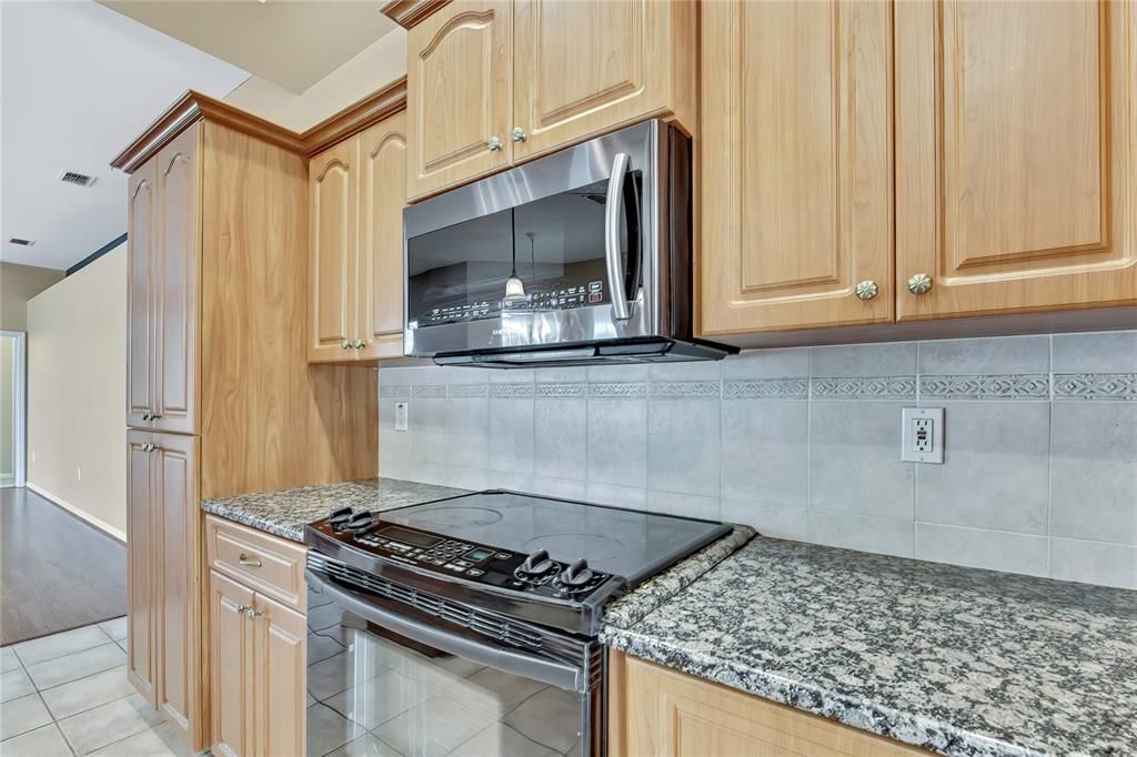 На продажу: $470,000 (4 спален, 3 ванн, 2473 Квадратных фут)