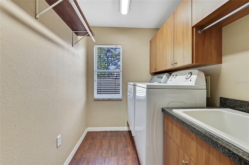 На продажу: $470,000 (4 спален, 3 ванн, 2473 Квадратных фут)