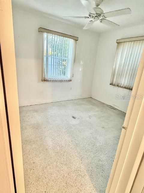 For Sale: $159,900 (3 beds, 1 baths, 1065 Square Feet)