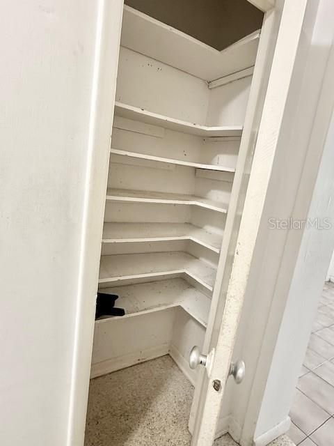 For Sale: $159,900 (3 beds, 1 baths, 1065 Square Feet)