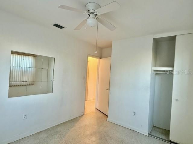 For Sale: $159,900 (3 beds, 1 baths, 1065 Square Feet)